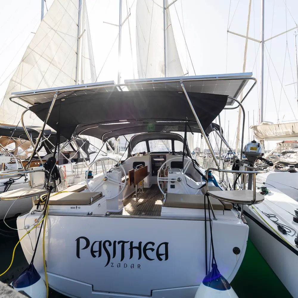 Pasithea 23