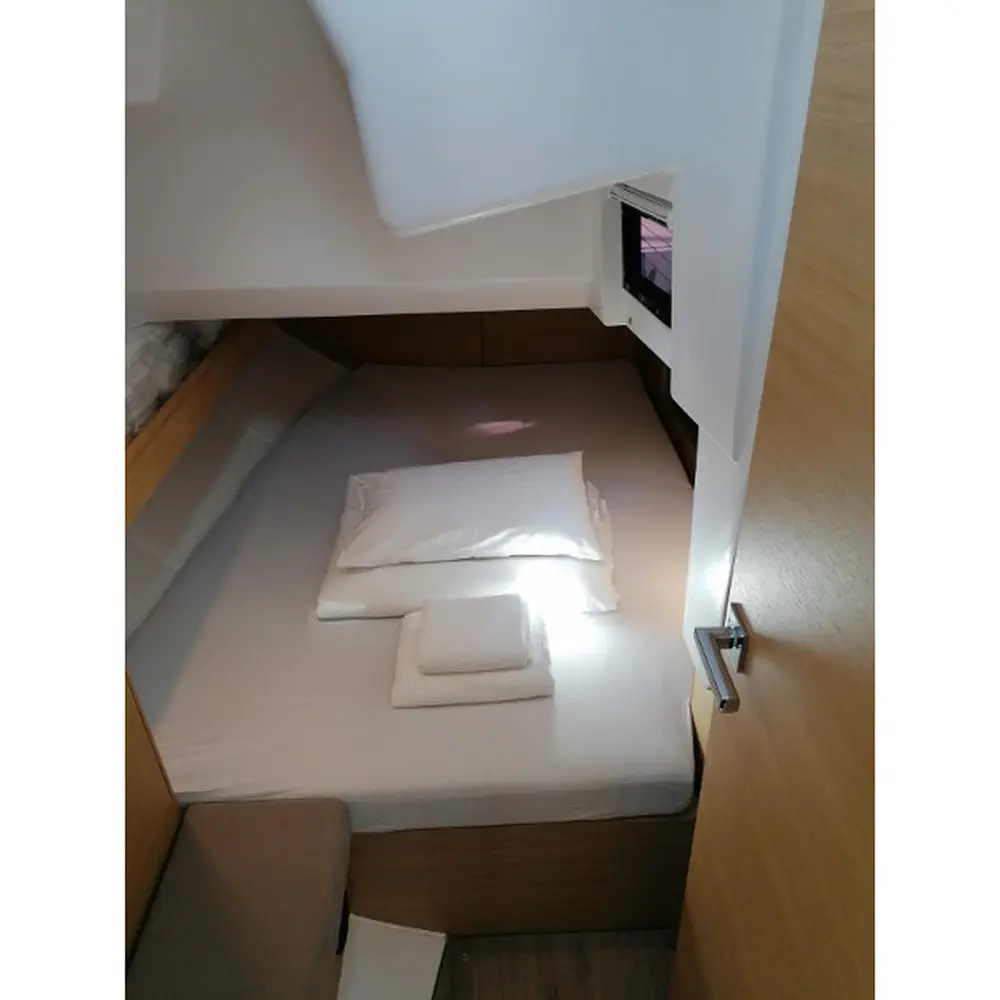 LINA 2020 (new sails 2024., air condition) 21