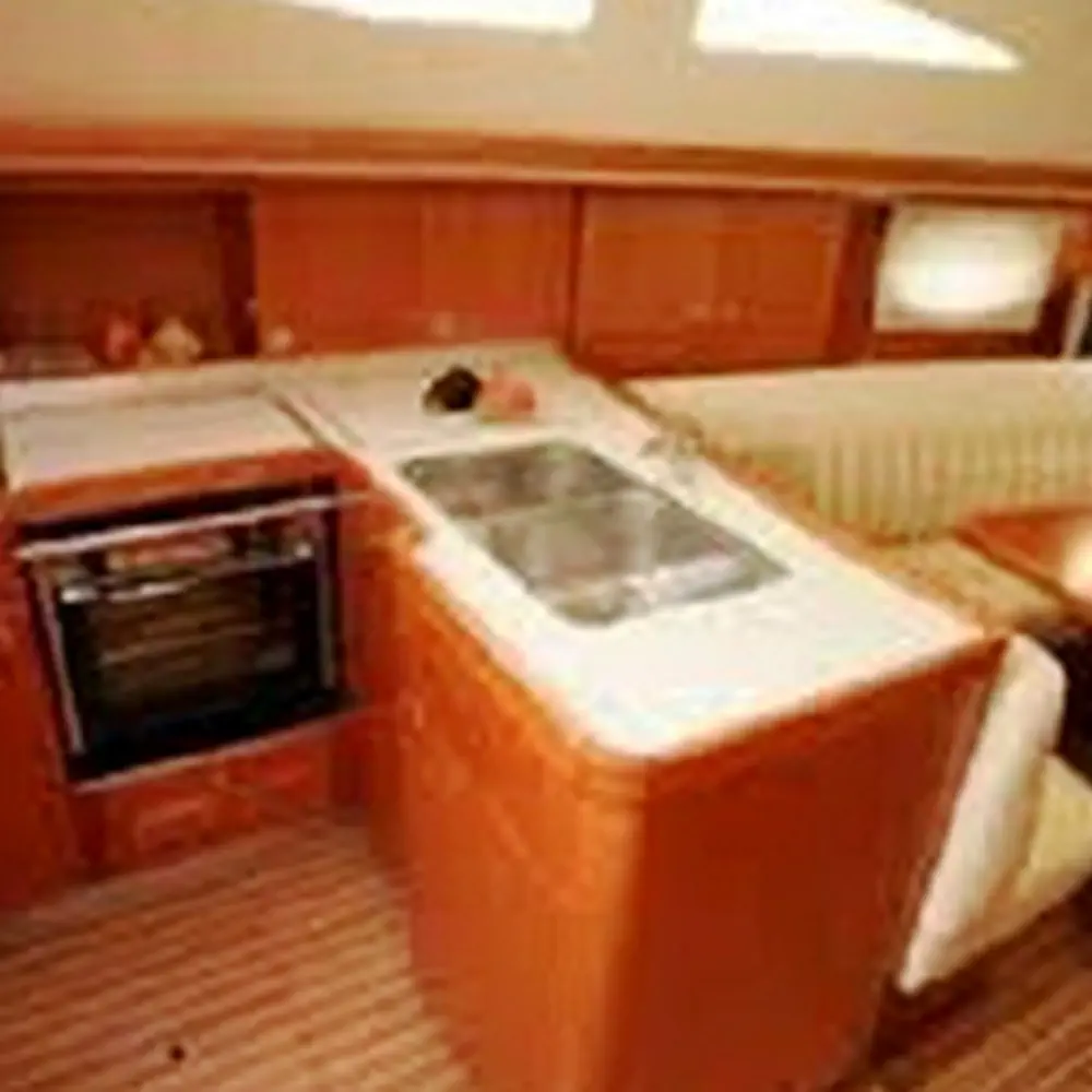 Amazone 5
