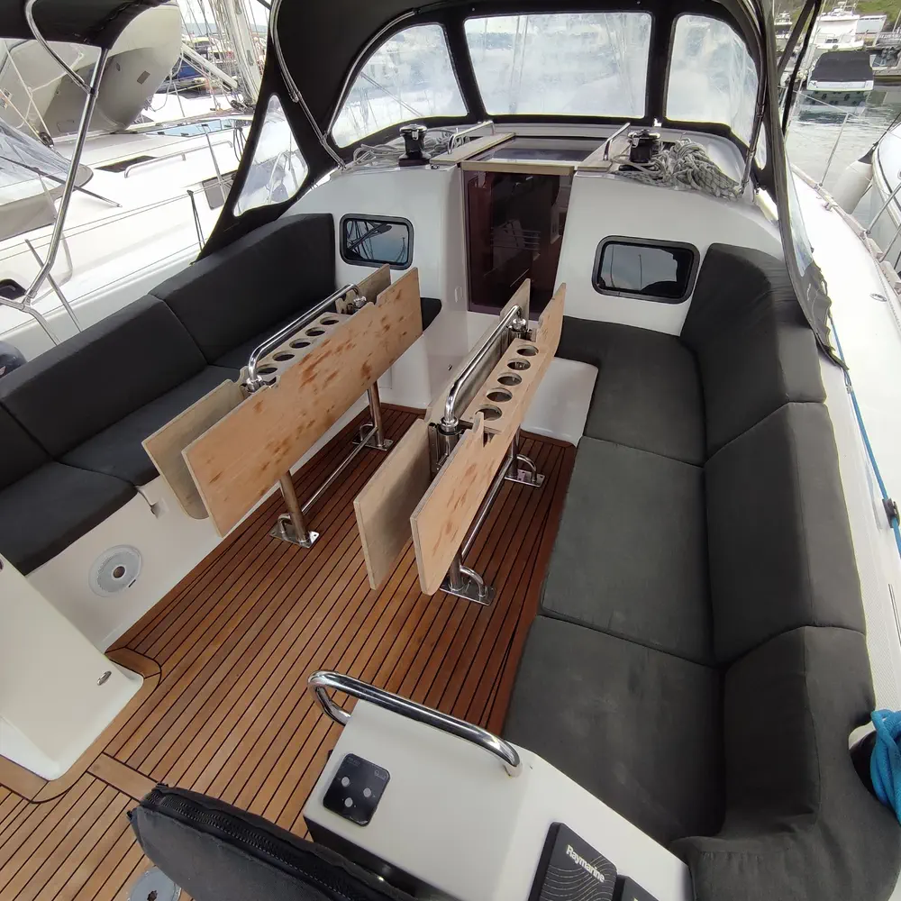 Ariadne 7