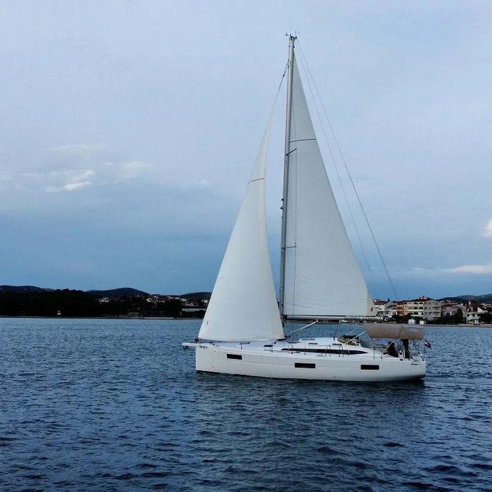 Aurora 14