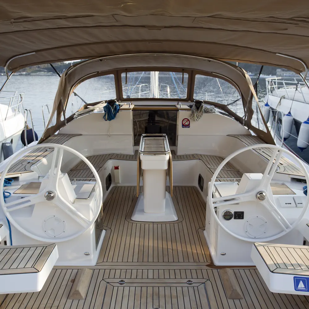 Vuschi 14