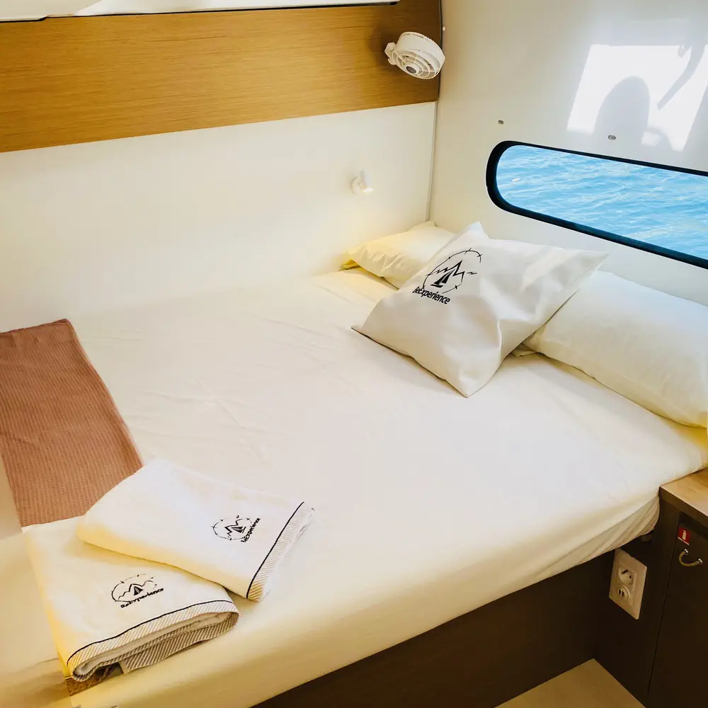 MOANA Denia BAREBOAT 21