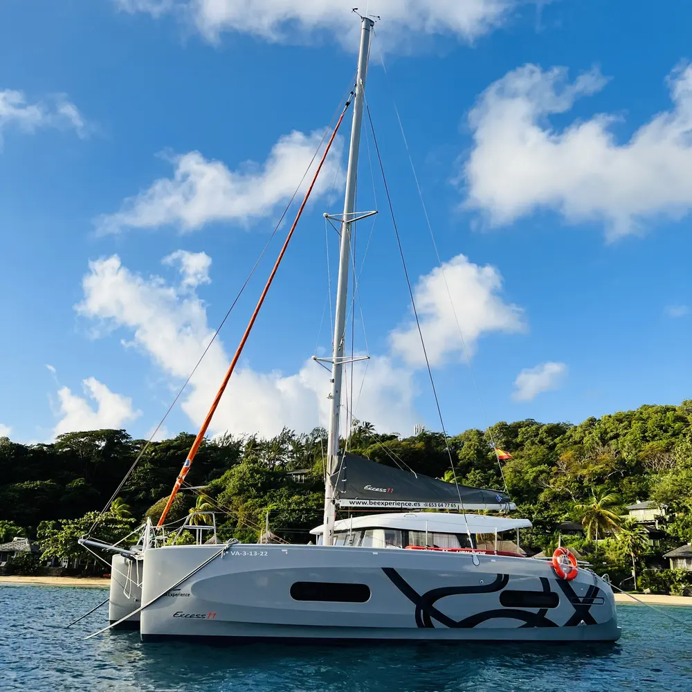 MOANA Denia BAREBOAT 33