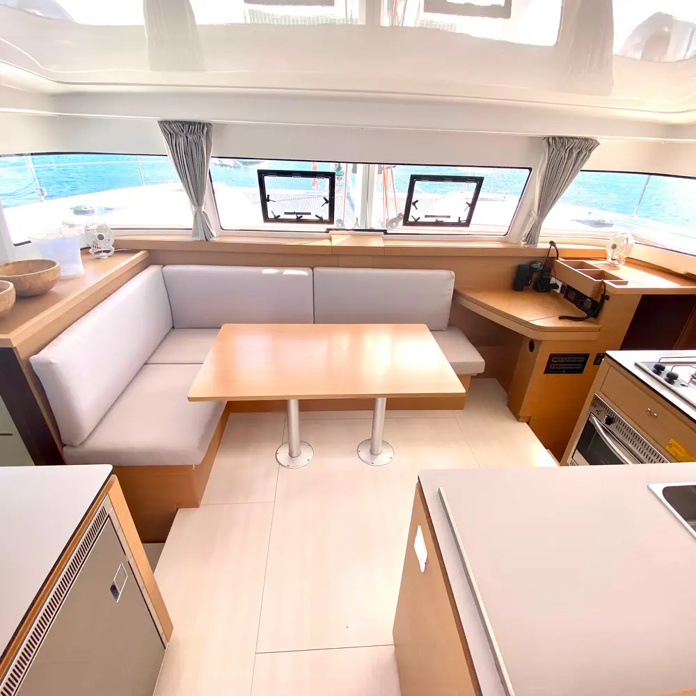 ONE Denia CREWED 47