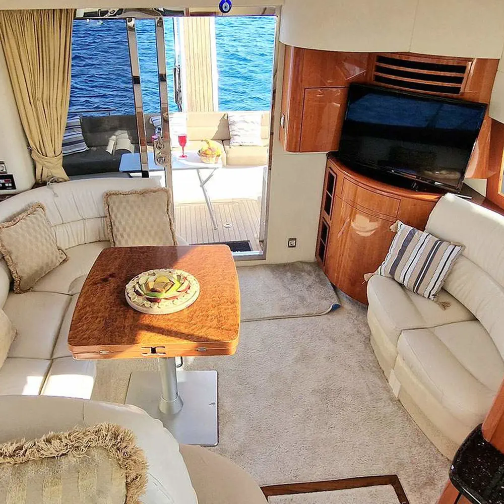 Fairline 10