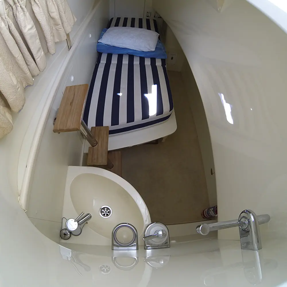 Luna IV 28