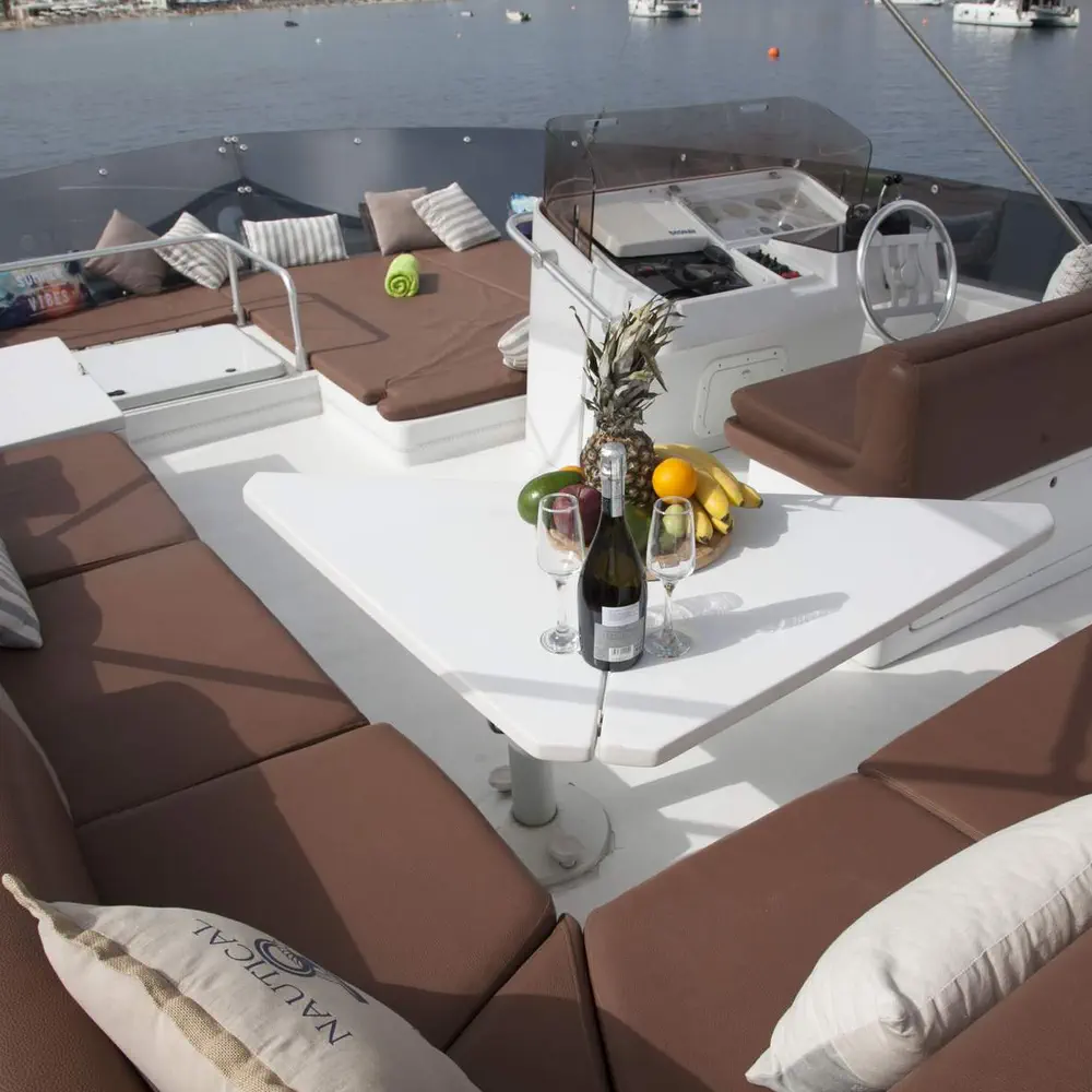 Ferretti 16