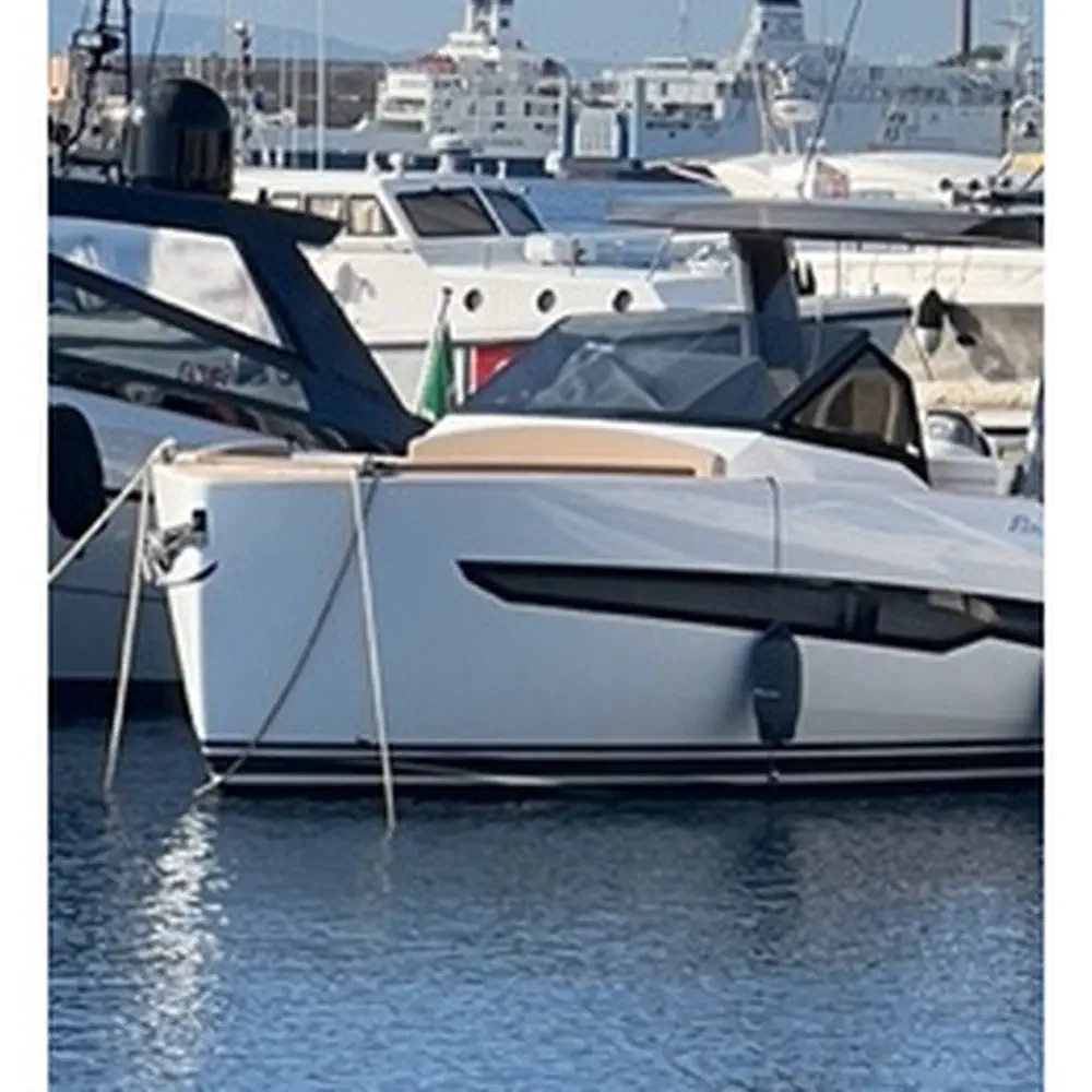 https://dsmkaagprkqin.cloudfront.net/images/fiart-mare/motor-boat/seawalker-35/5076346780000106443-1746633348410858592-no-name-1000x1000.webp