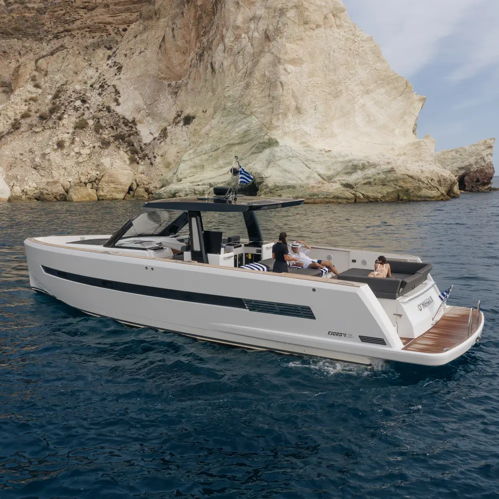 https://dsmkaagprkqin.cloudfront.net/images/fjord-boats-a-s/fjord-52-open/motoryacht/6190460040000107309-1746528646178670130-omega-2-1000x1000.webp