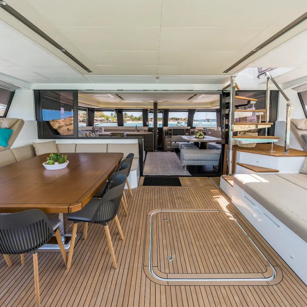 Lisa Of The Seas 20