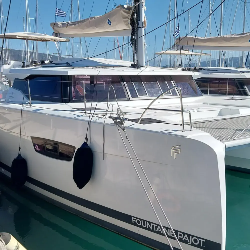 https://dsmkaagprkqin.cloudfront.net/images/fountaine-pajot/catamaran/astrea-42/5528936740000105838-1746544206502838022-bellmar-1000x1000.webp