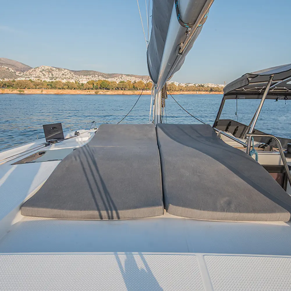 NOU NOU 1 - Skippered - Green Wave 17