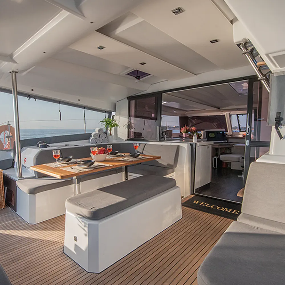 NOU NOU 1 - Skippered - Green Wave 18