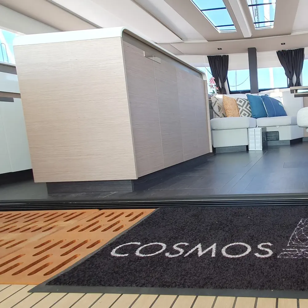 COSMOS 16