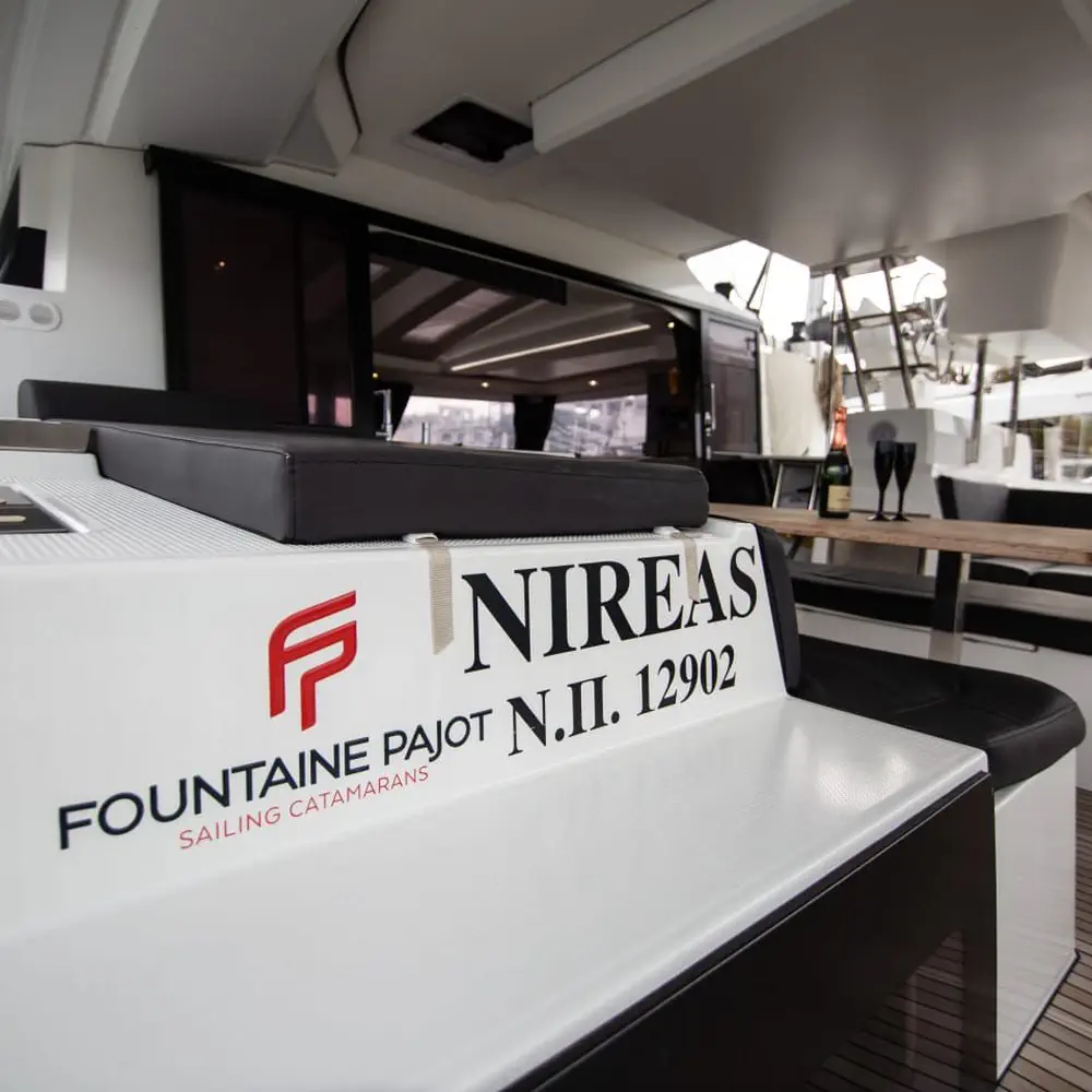 Nireas 9