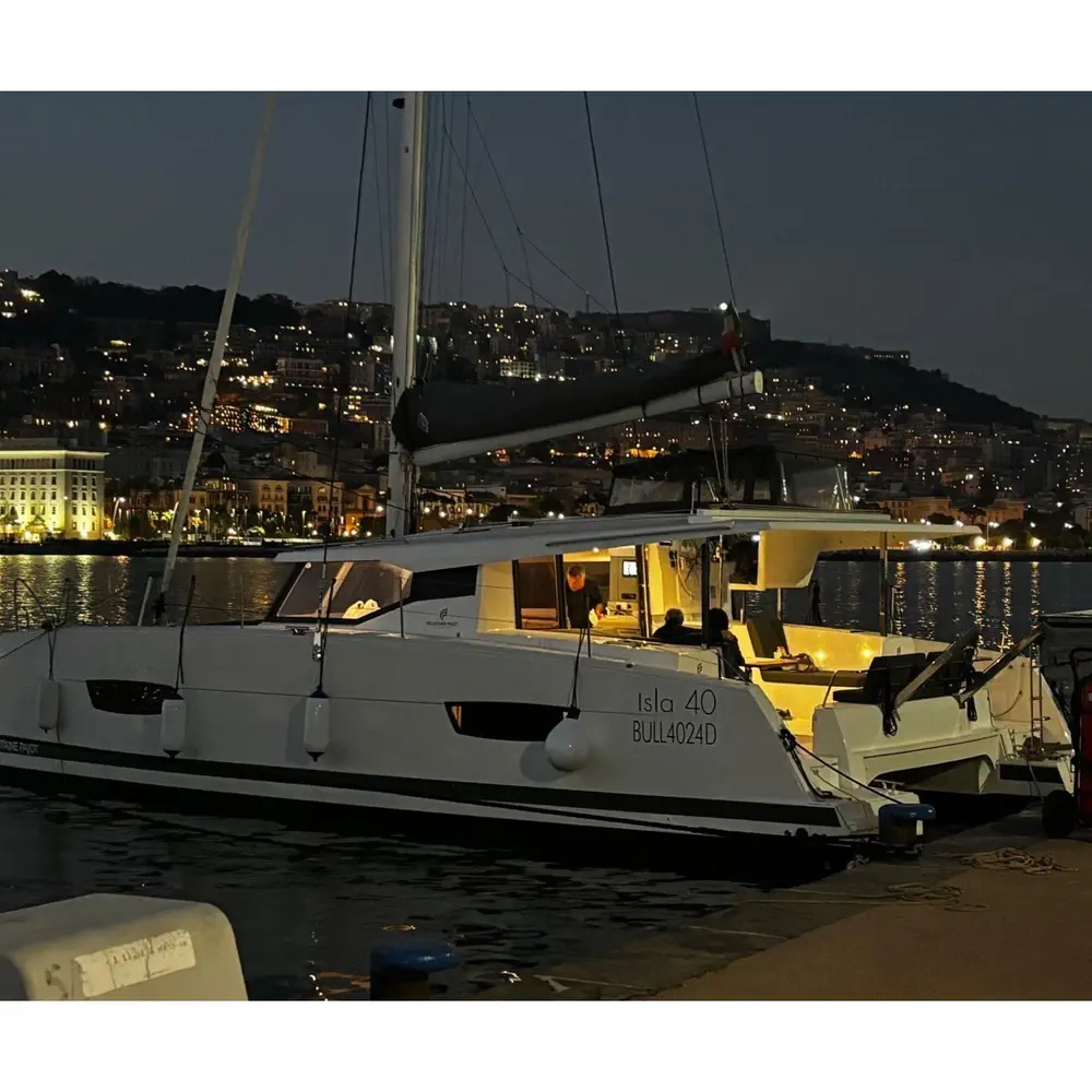 https://dsmkaagprkqin.cloudfront.net/images/fountaine-pajot/catamaran/isla-40/10027531609900648-1746692334460023705-mmiria-a-c-generator-water-maker-1000x1000.webp