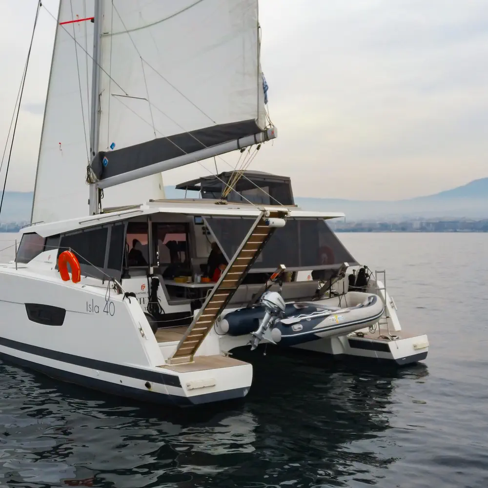 Artemis 18