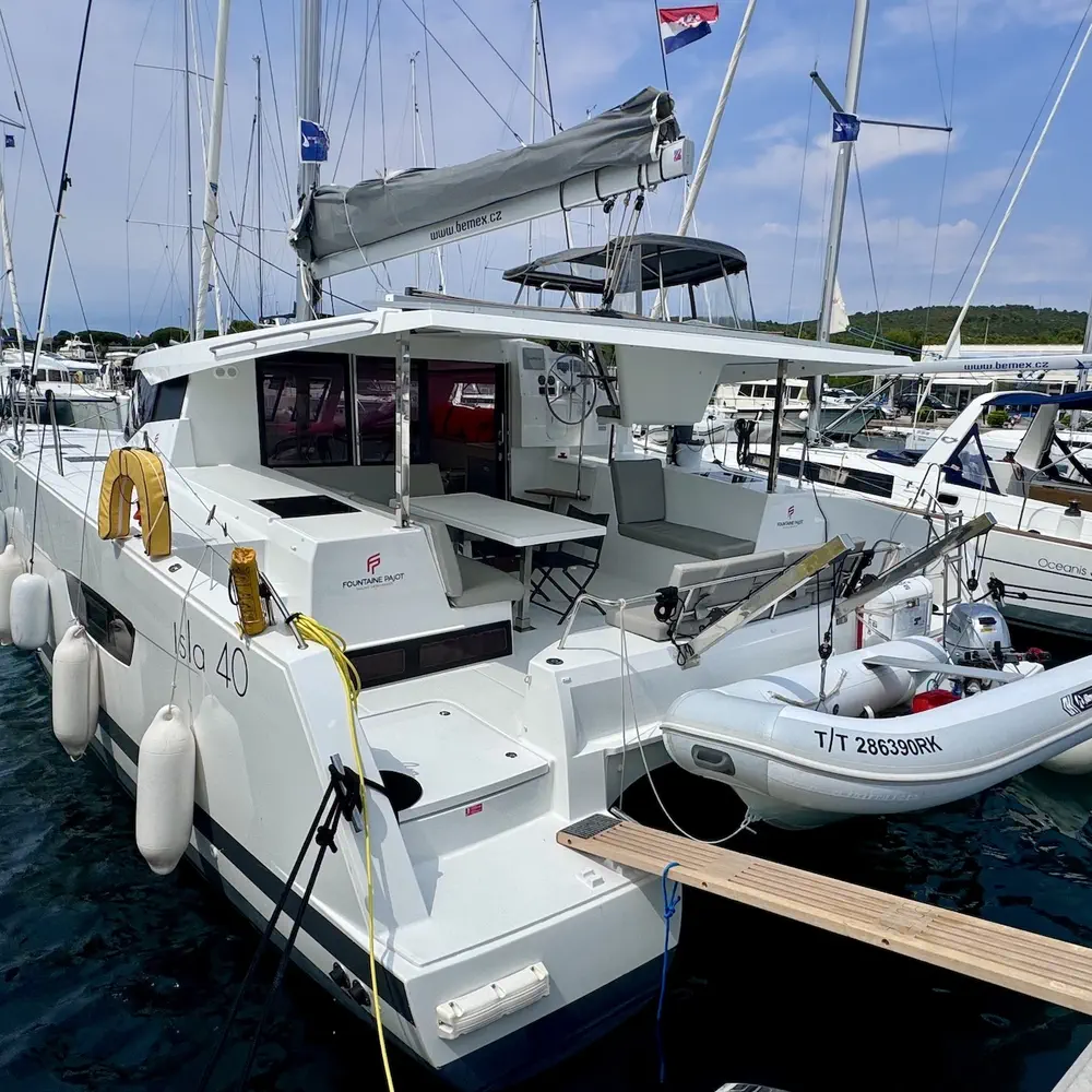 Bonita 32