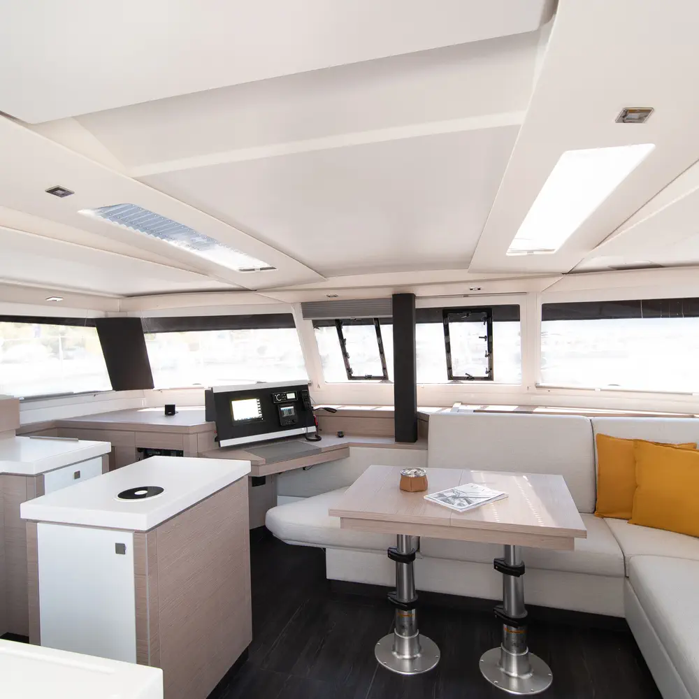 Crewed   "Alegria" 20