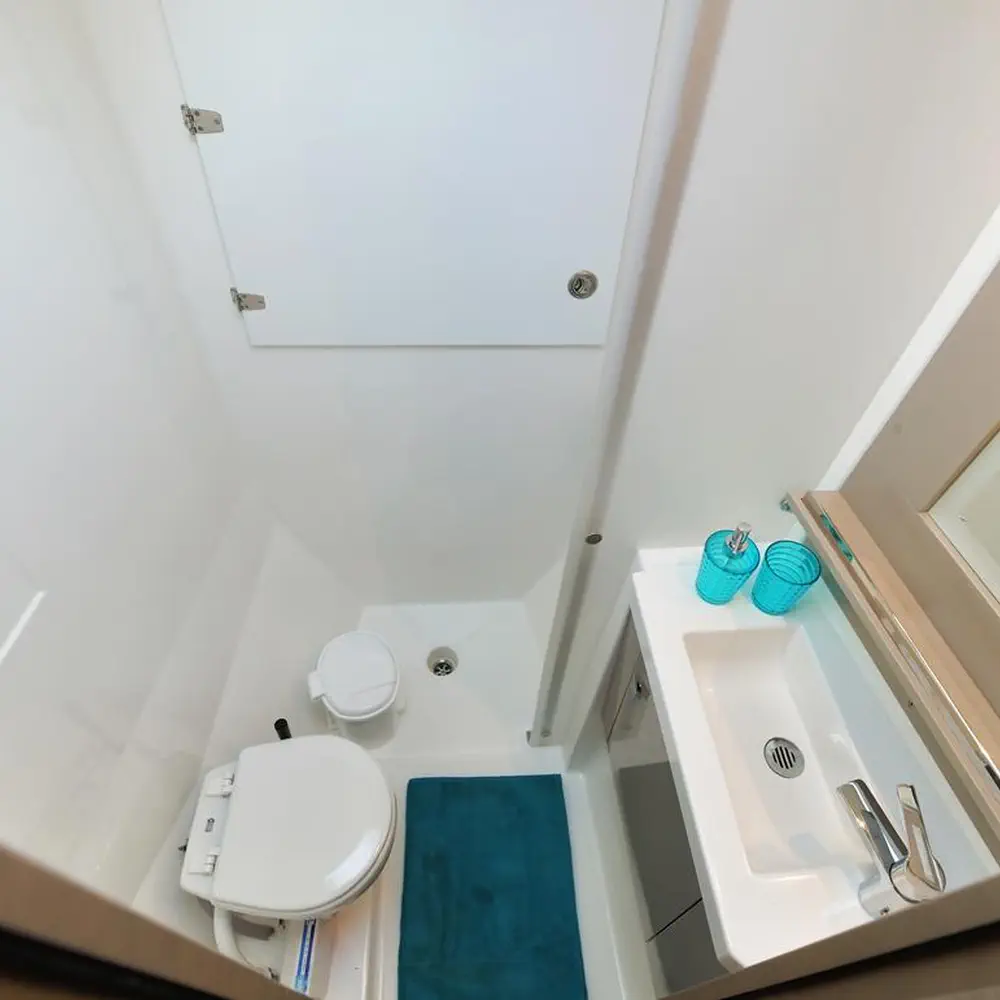 Eclipsea | A/C, Gen, Water-maker, 12 pax 15