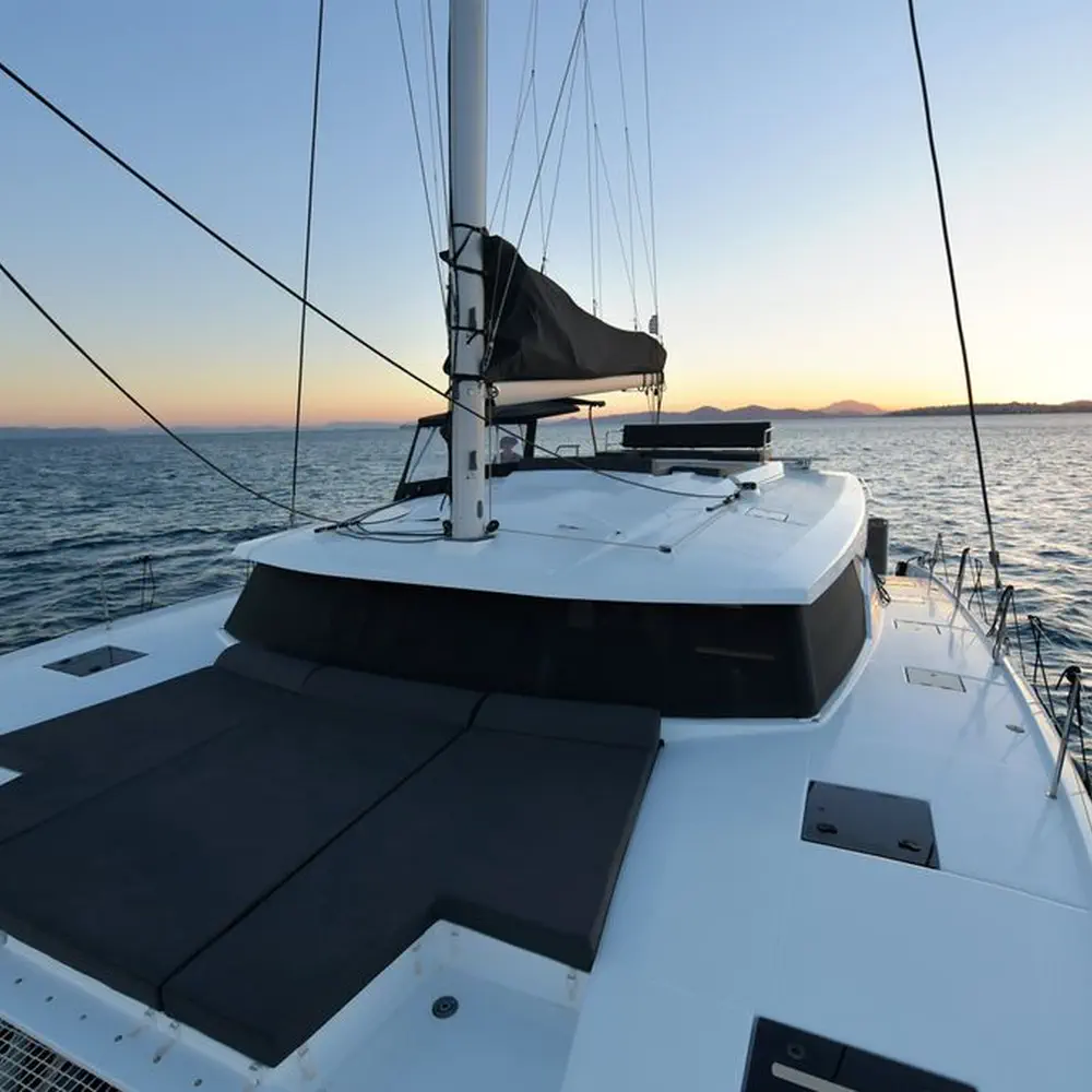 Eclipsea | A/C, Gen, Water-maker, 12 pax 20