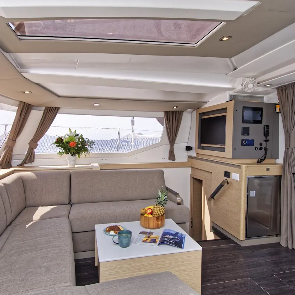 Helidoni - Skippered 18