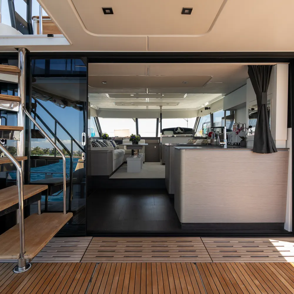 EMY6 - Skippered 22