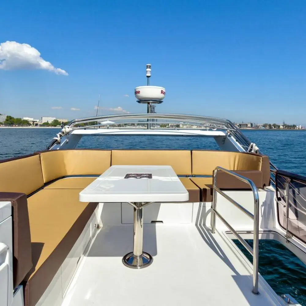 Amber Blue 23