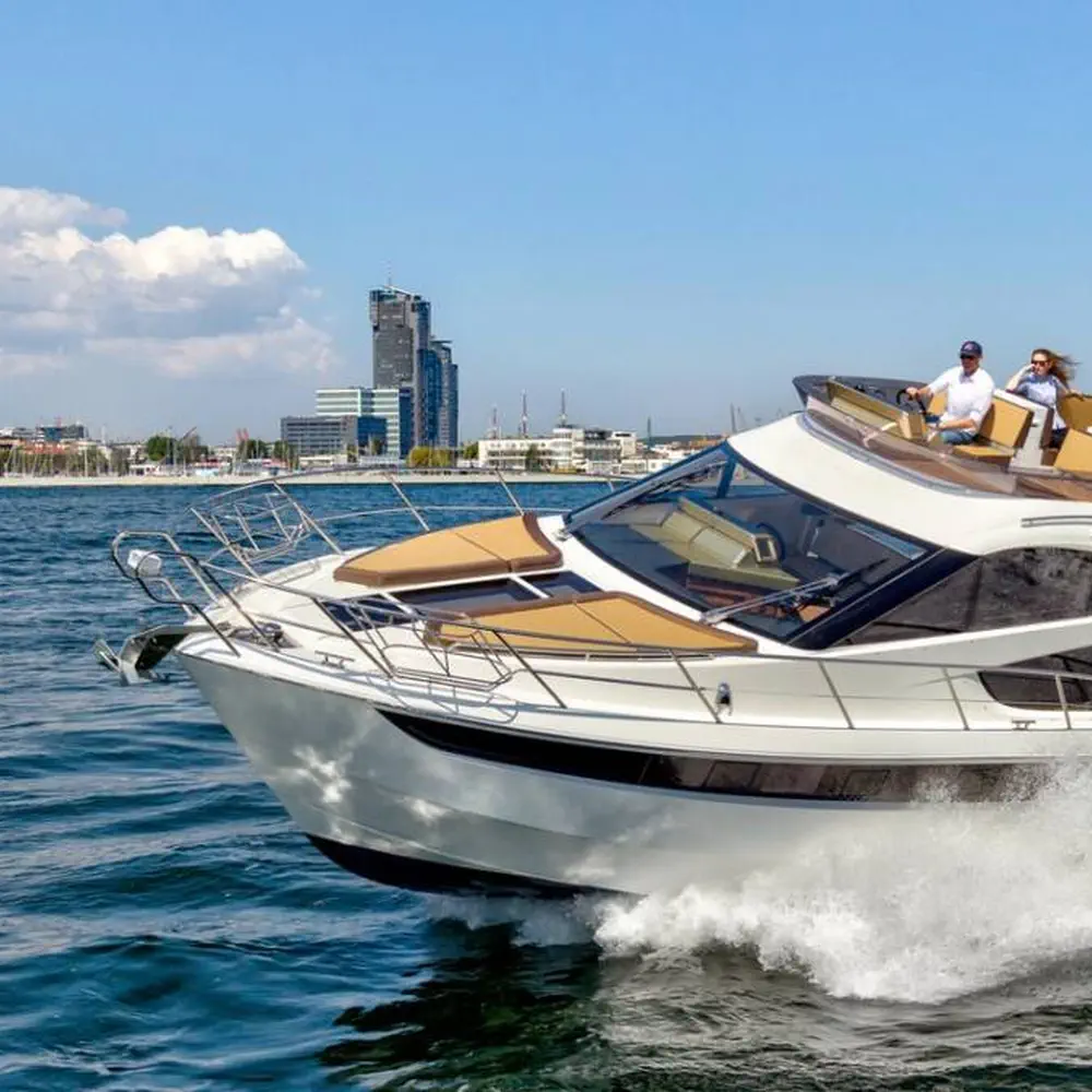 Amber Blue 25