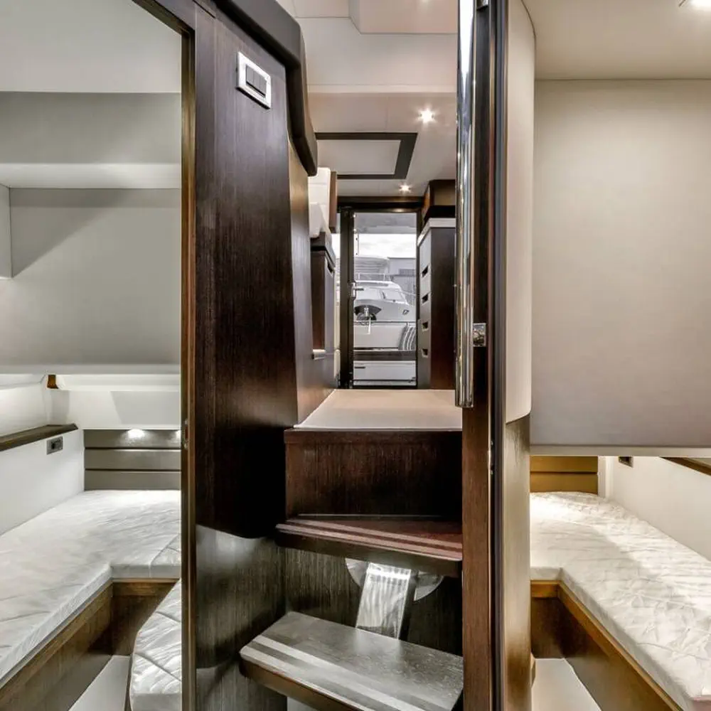 Amber Blue 26