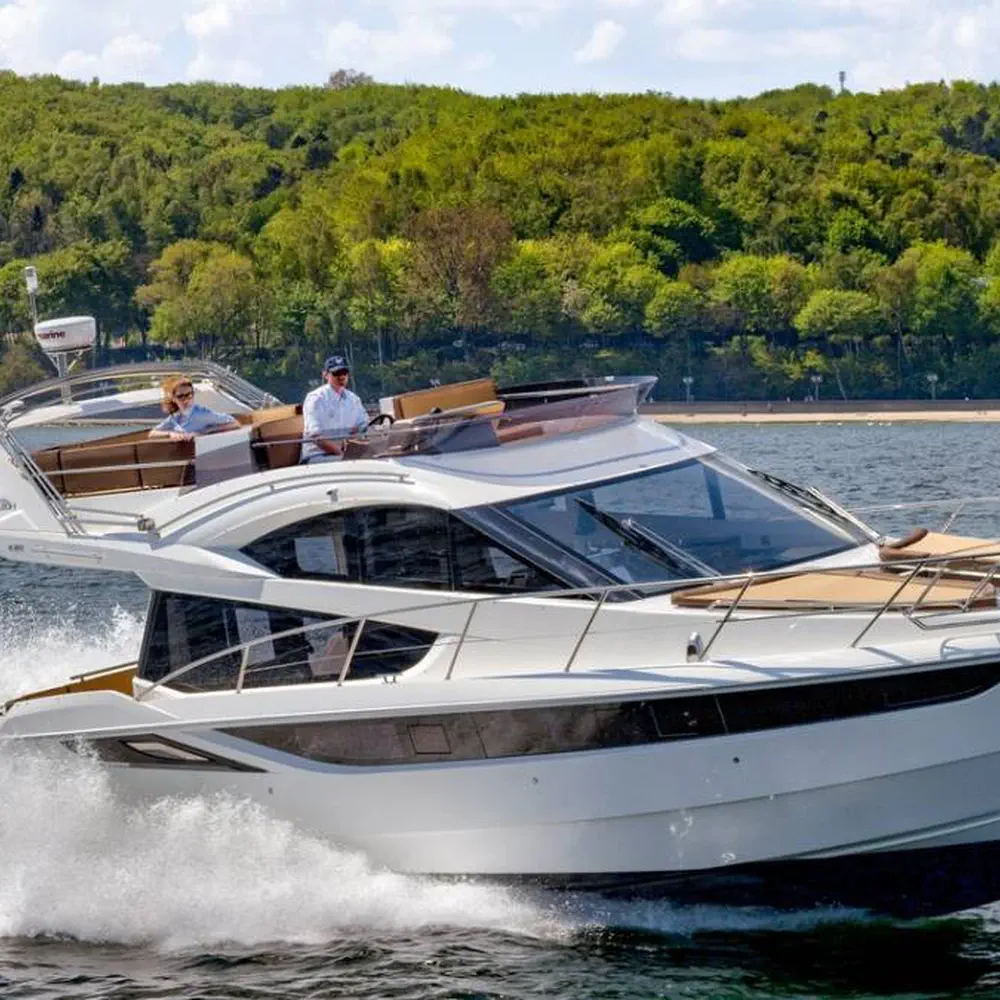 Amber Blue 28