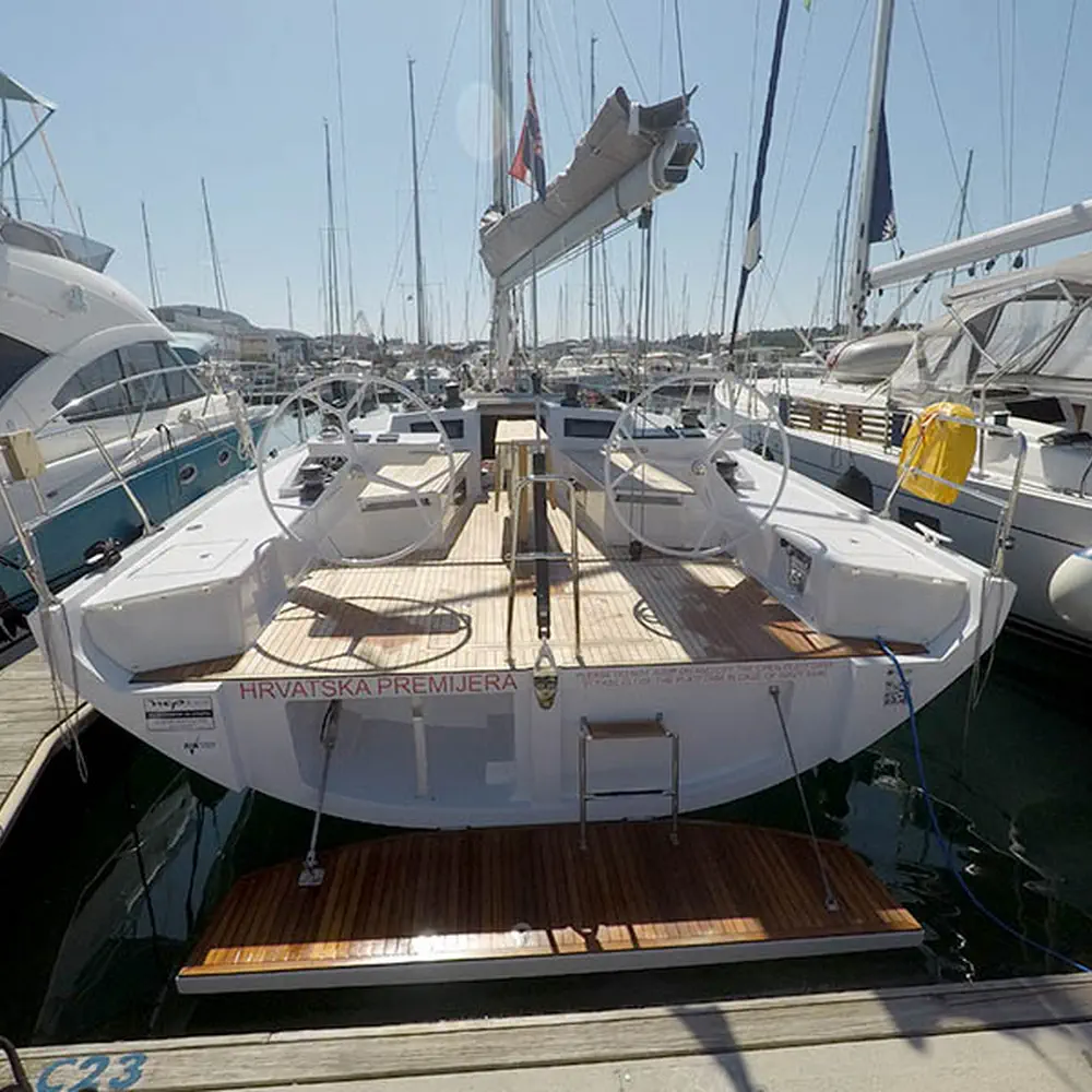 Sportski Vuk 44 8
