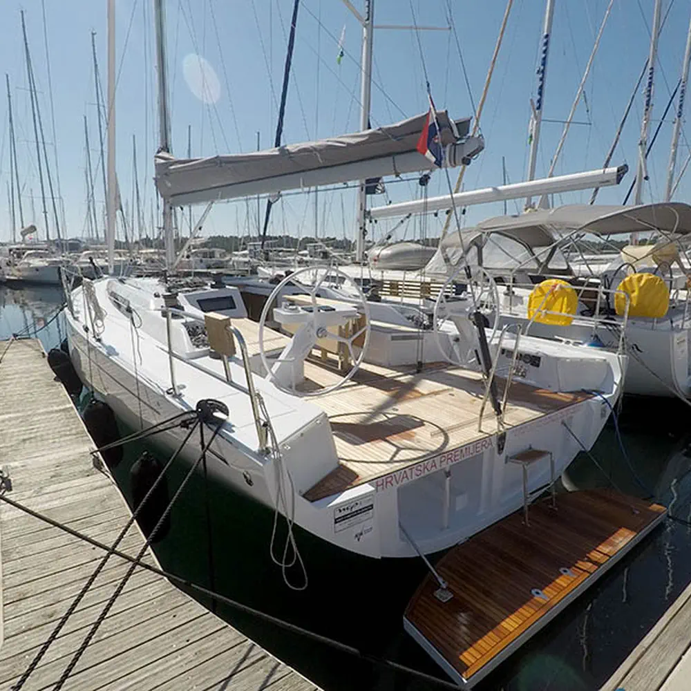 Sportski Vuk 44 12
