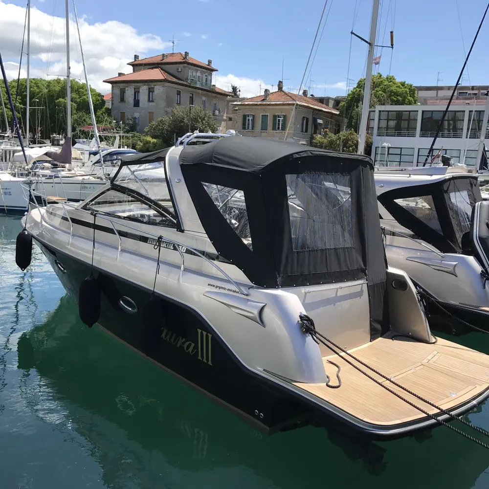Laura III 3