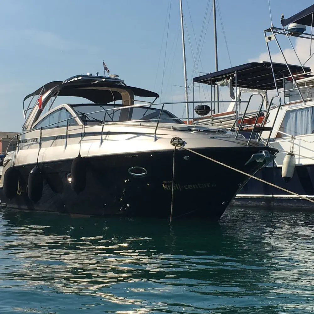 Laura III 6