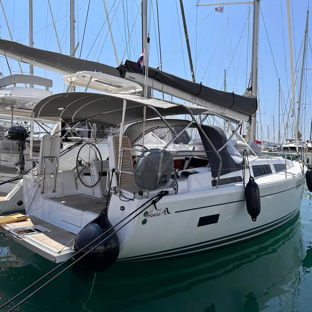 https://dsmkaagprkqin.cloudfront.net/images/hanse-yachts/hanse-388/sail-boat/4348732810000104618-1746532995630972989-calypso-1000x1000.webp