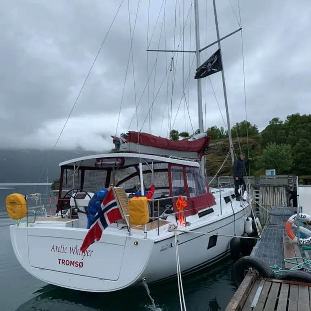 Arctic Whisper 6