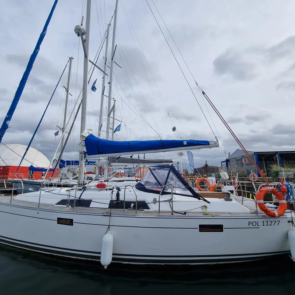 Main image of sail boat, Hanse 350 See Sea