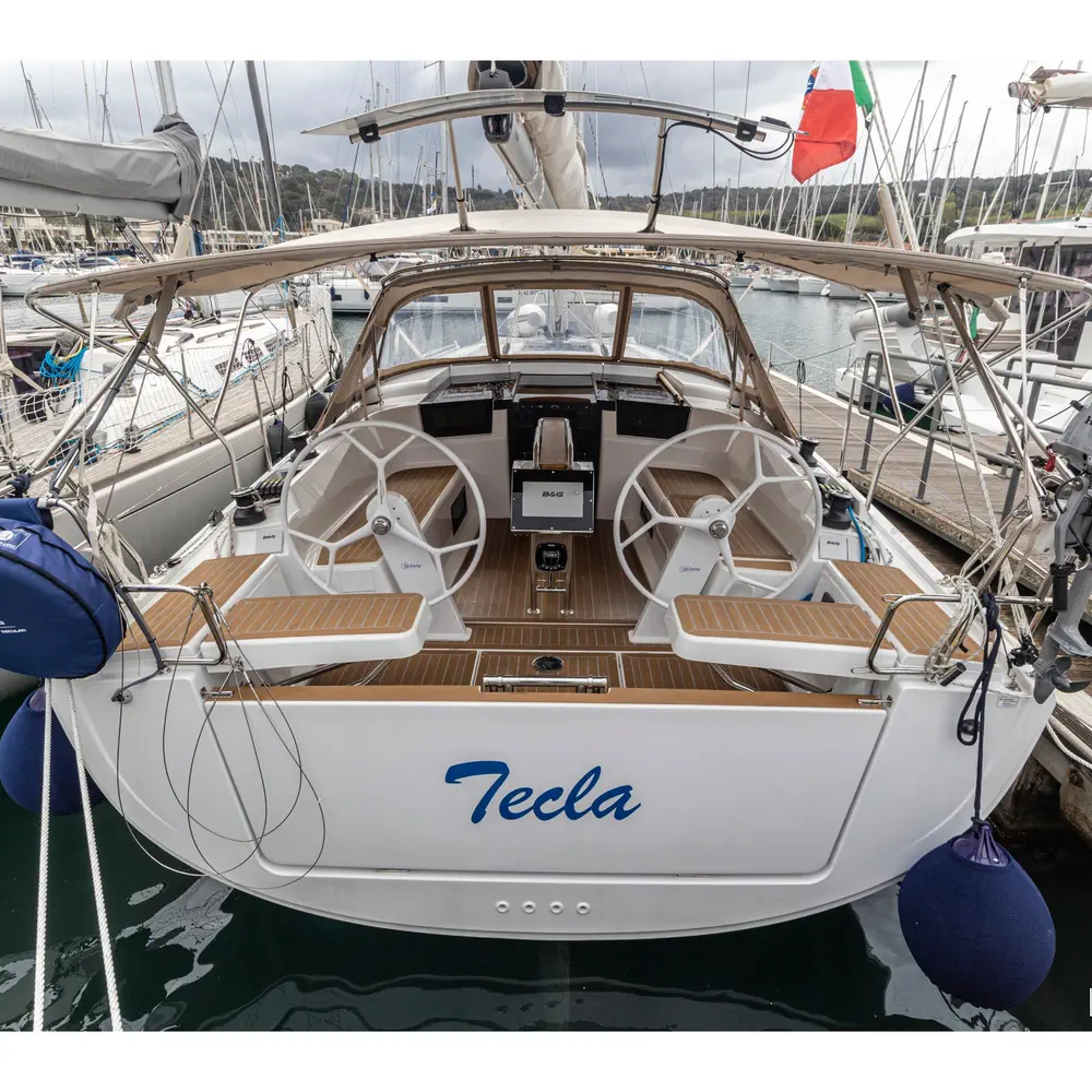 Tecla - Water maker, Solar Panel - BOTH SAILS triradial, Retractabile Bow Trust 2