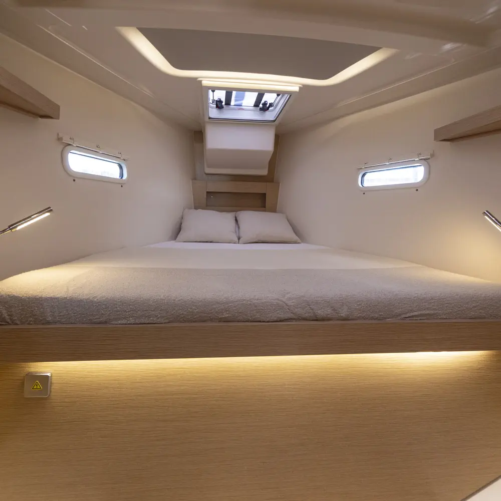 Tecla - Water maker, Solar Panel - BOTH SAILS triradial, Retractabile Bow Trust 4
