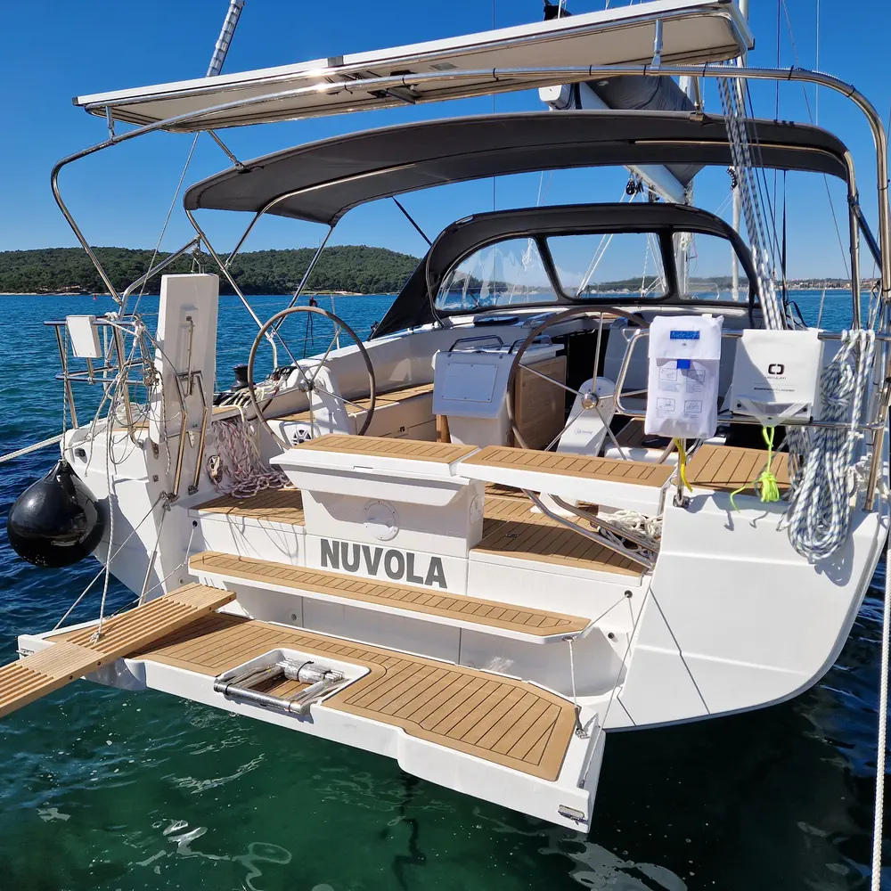 Nuvola 12