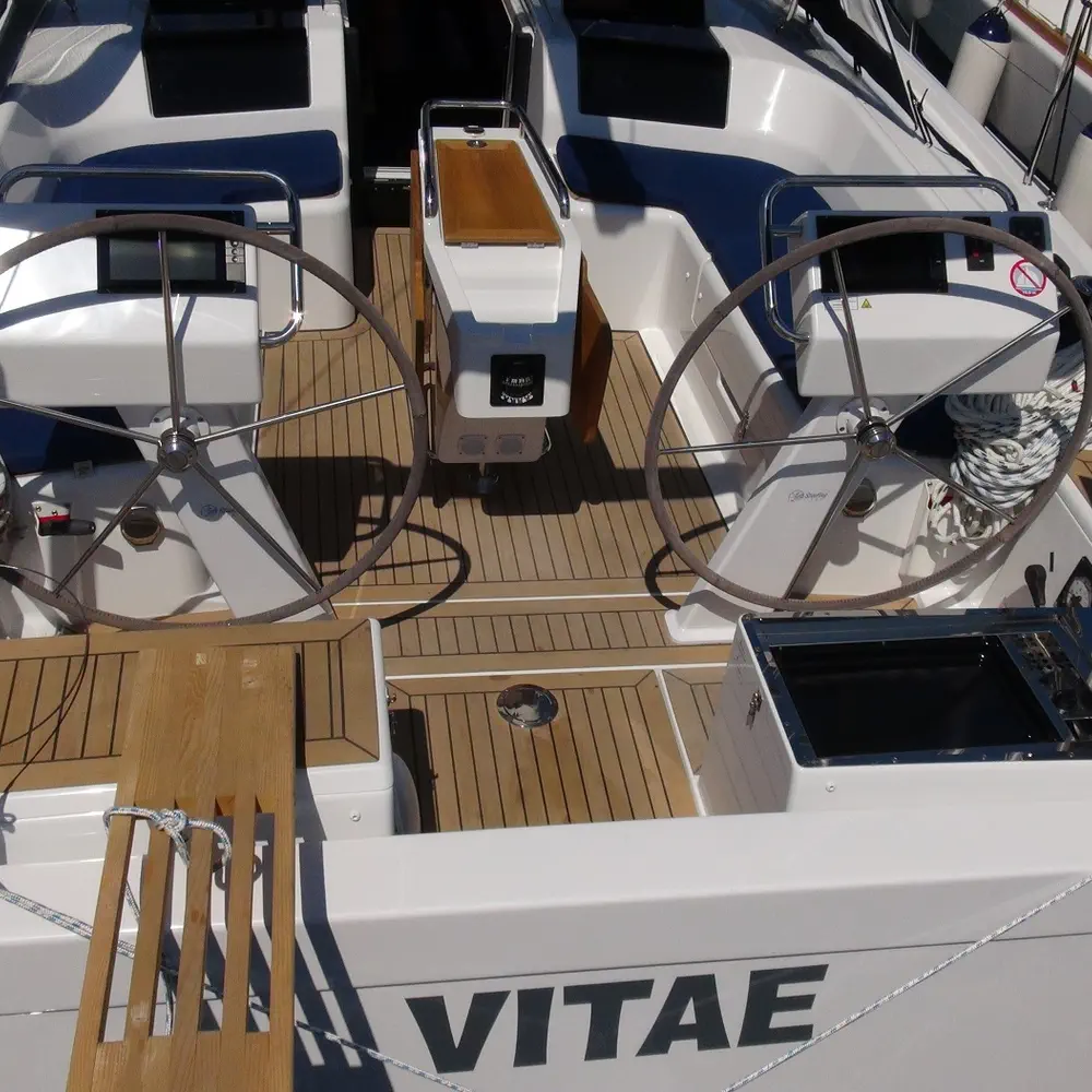 Vitae 15
