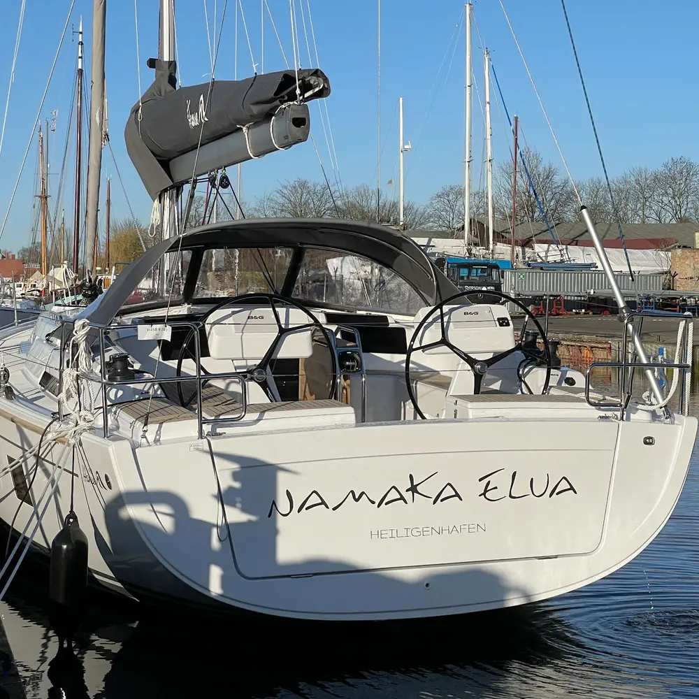 Namaka Elua 10