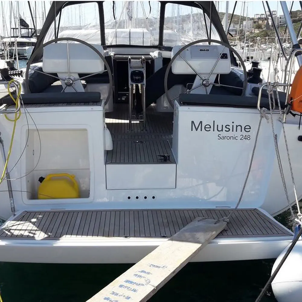 Melusine 16