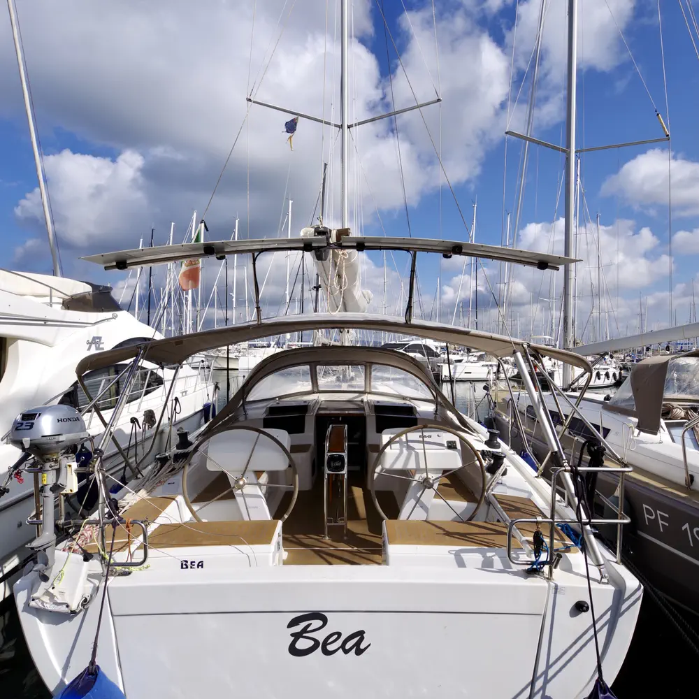 Bea - Water maker, Solar Panel 9