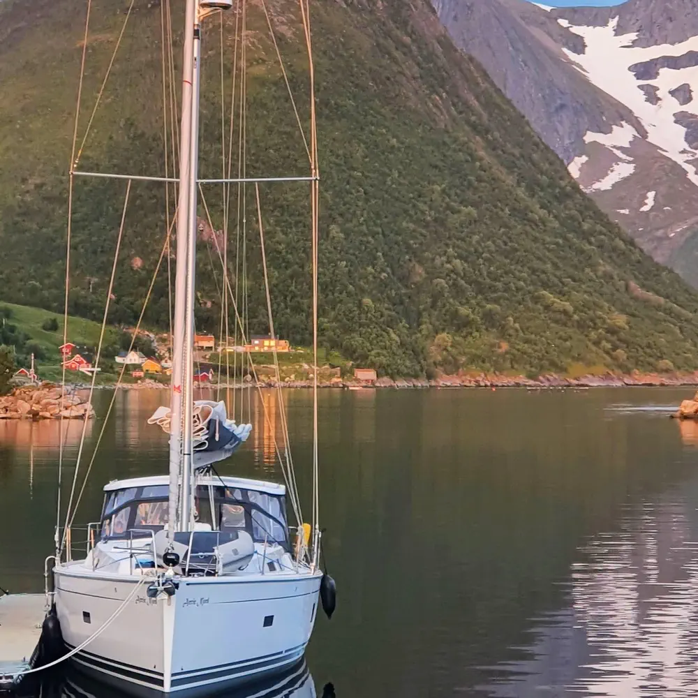 Arctic Njord 11