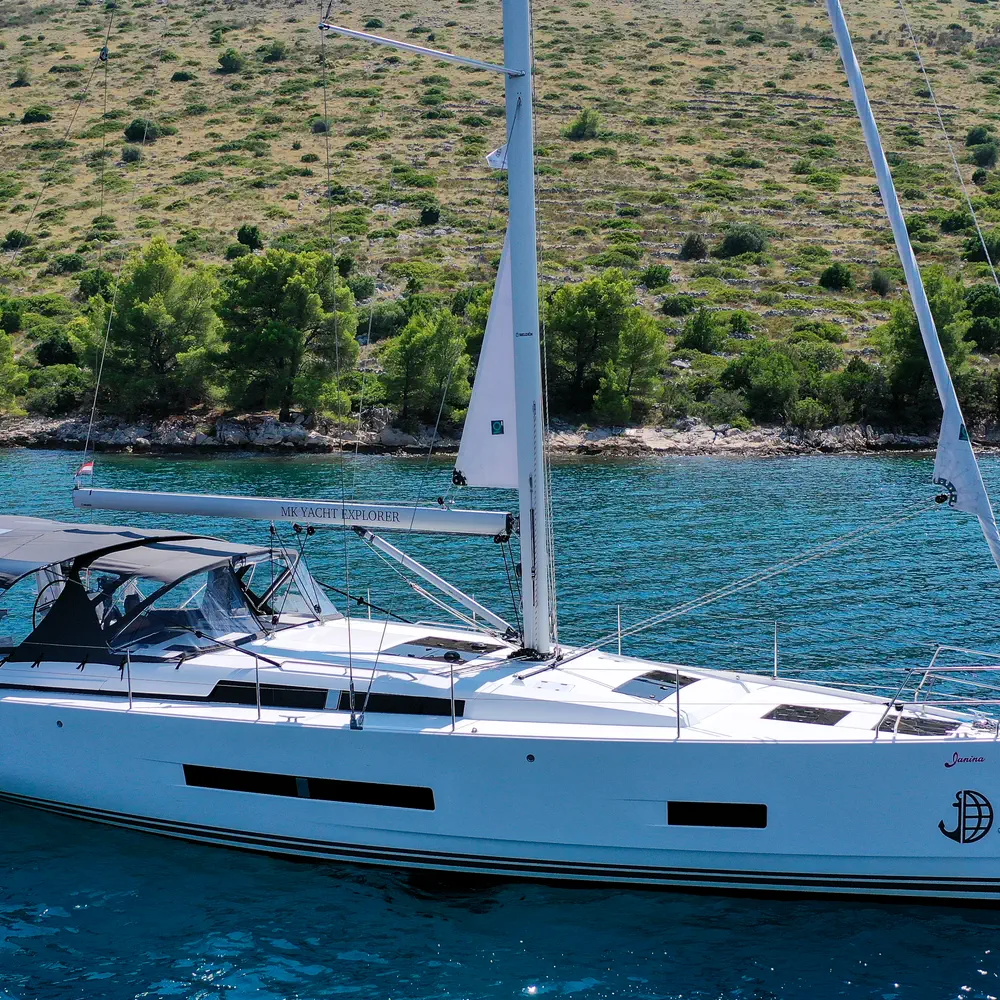 Janina 49