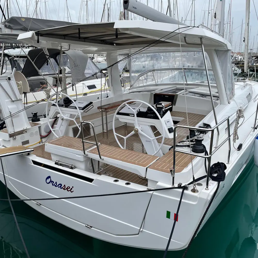 Orsasei  - Owner version, A/C,  Water maker, Solar Panel 3