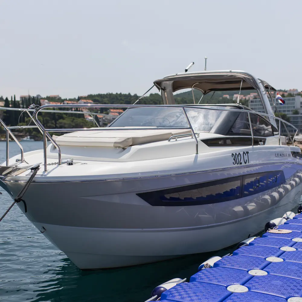 Leader 30 16